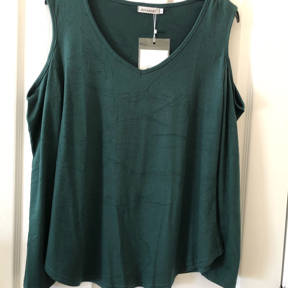 Aolakeke Classic Fashion Collection Forest Green Cold Shoulder Top Size Small